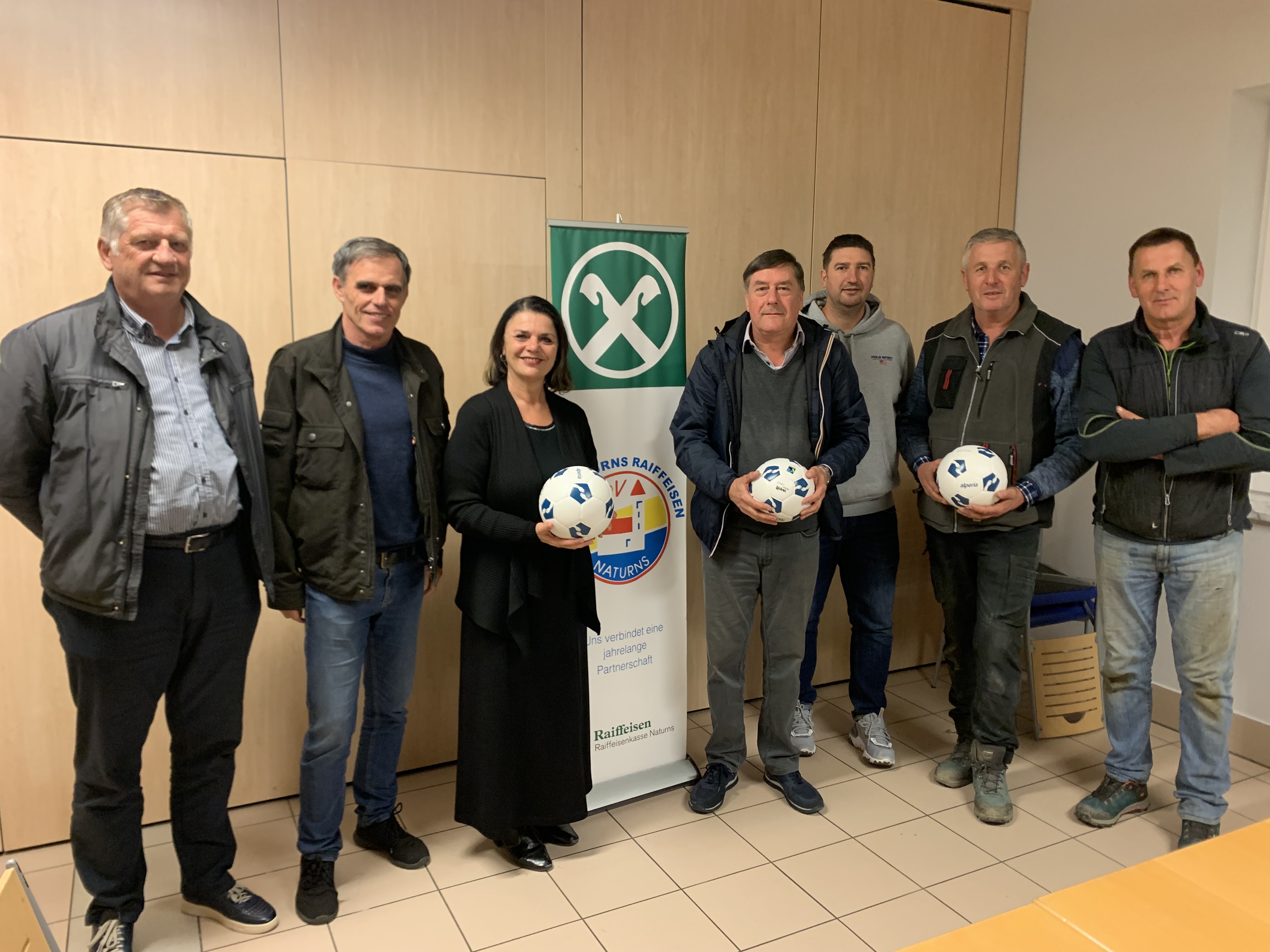 Fairtrade Fussbälle für den SSV Naturns Raiffeisen