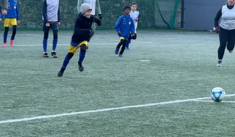 u10