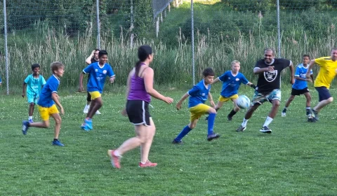 u10