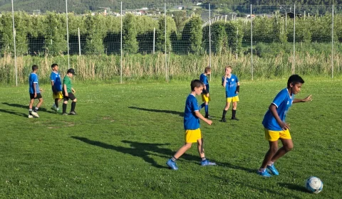 u10
