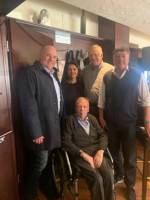 Jubilar Theo Peters im Kreise von v.l. BM Hubert Erichlandwehr, Astrid Pichler, Norbert Kaserer und Dietmar Hofer
